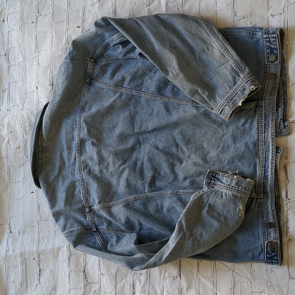 VICI Influencer Blue Denim Jacket, NWT, L - Picture 4 of 5